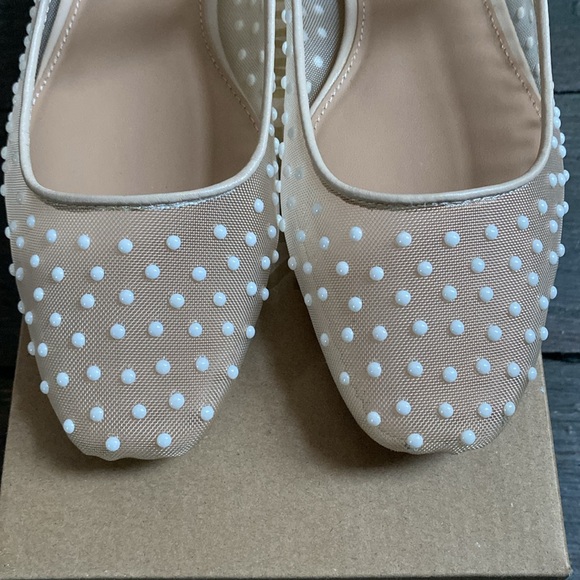Steve Madden “Gwinnie” Pearl/Mesh shoes - Picture 2 of 6